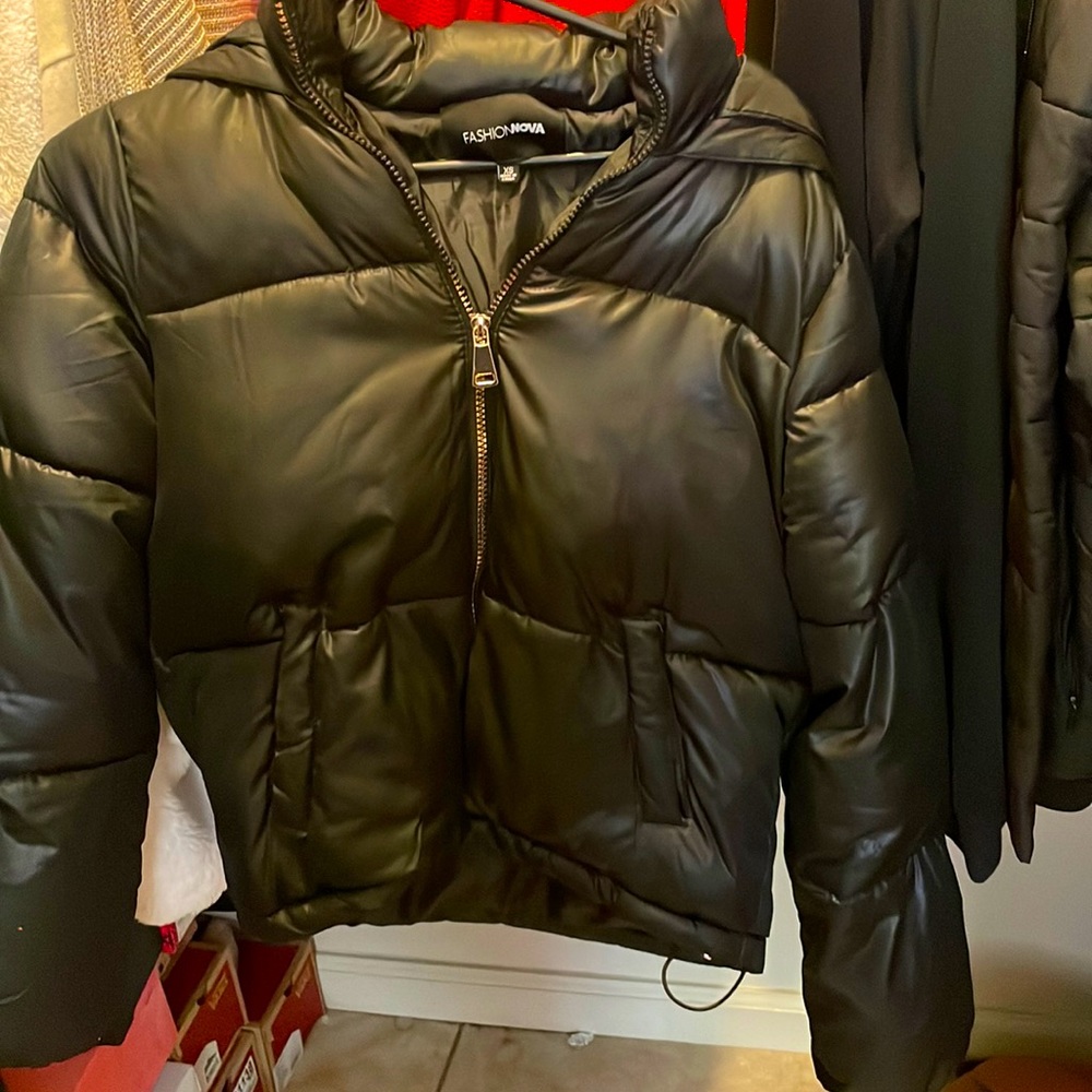 Fashion nova puffer